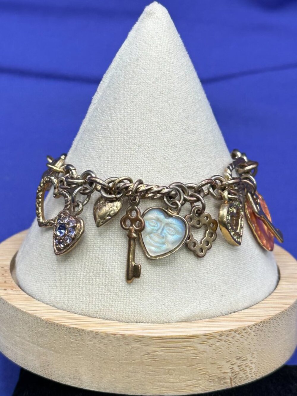 Rare! Kirk’s Folly Seaview Moon Face Charm Bracelet